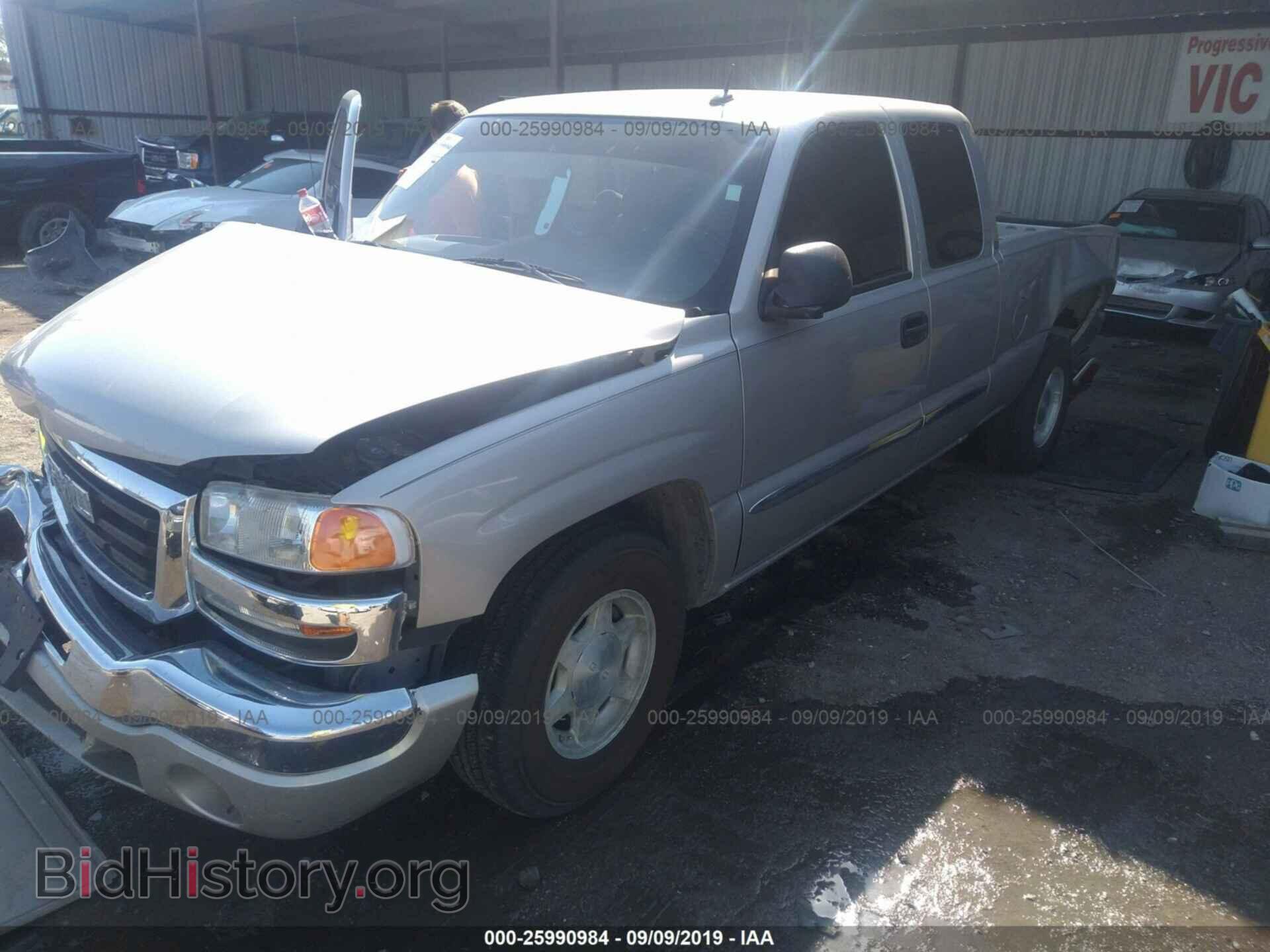 2004 GMC NEW SIERRA - VIN: 2GTEC19T441296943 - Фото 2