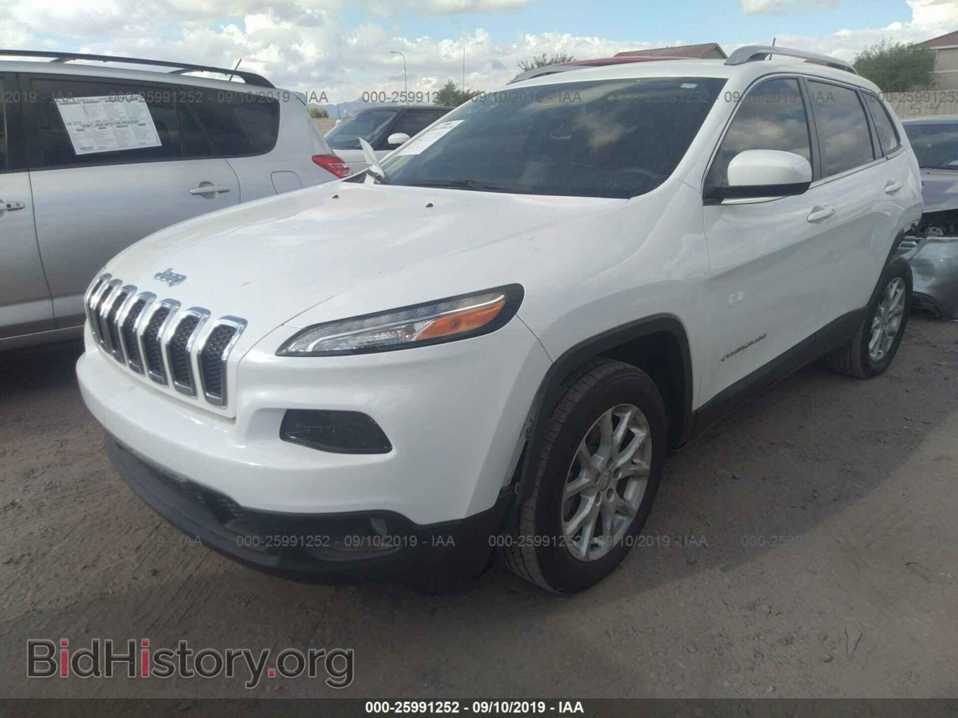 2018 JEEP CHEROKEE - VIN: 1C4PJLLB1JD538324 - Photo 2