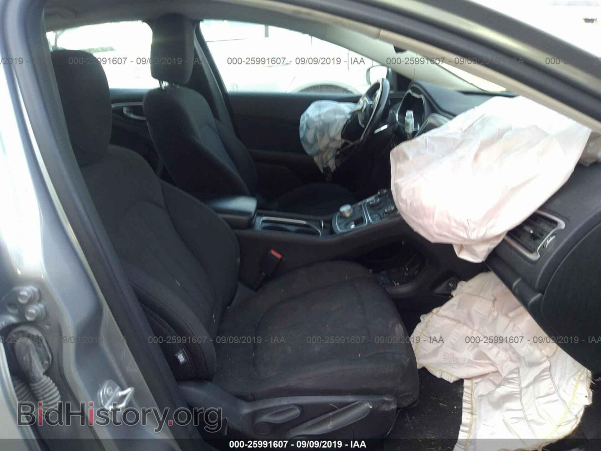 2016 CHRYSLER 200 - VIN: 1C3CCCAB4GN164262 - Photo 5