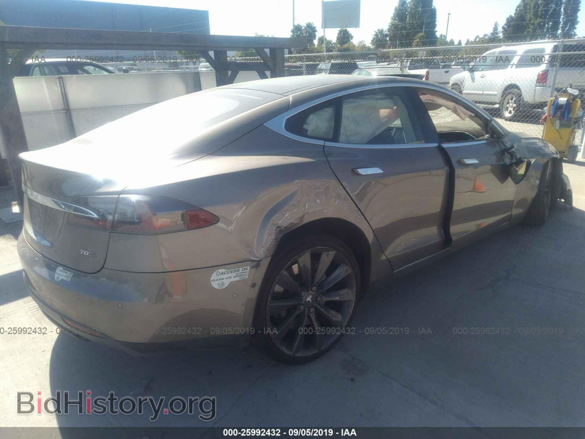 2015 TESLA MODEL S - VIN: 5YJSA1S26FF094714 - Photo 4
