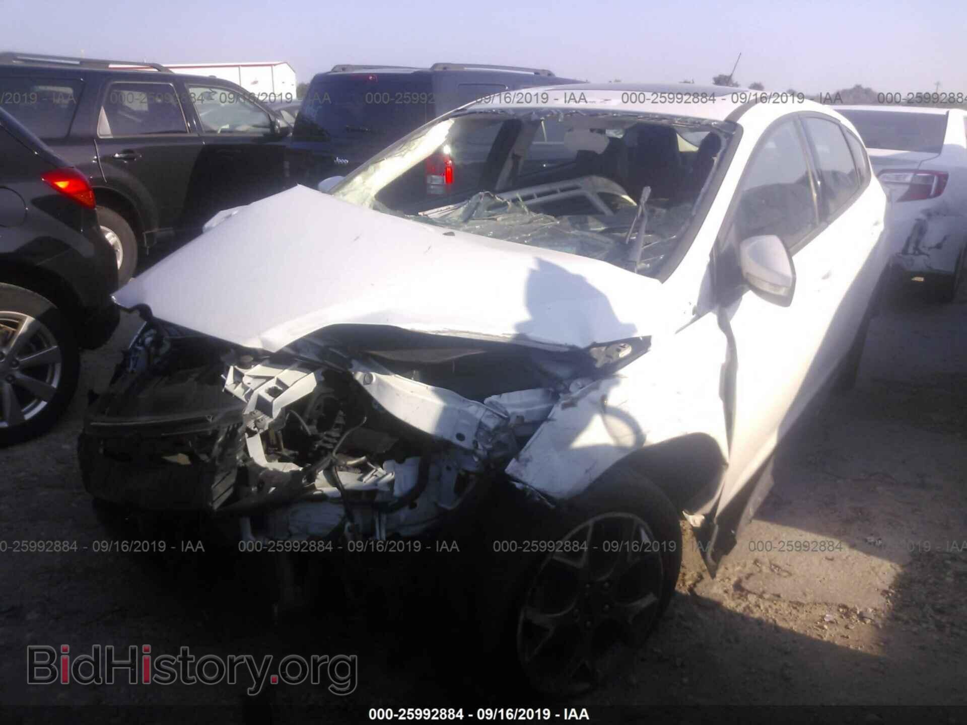 2014 FORD FOCUS - VIN: 1FADP3K25EL260953 - Фото 2
