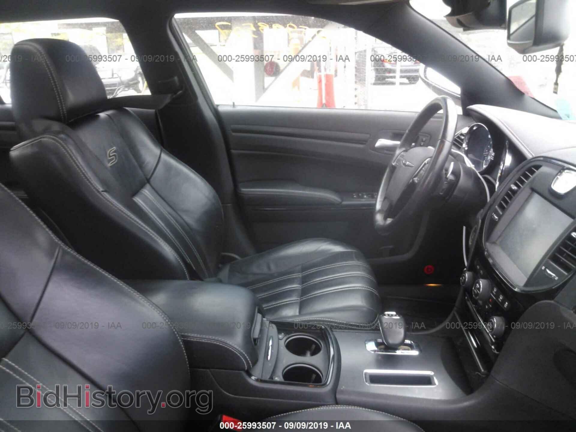 2012 CHRYSLER 300 - VIN: 2C3CCABG6CH263215 - Фото 5