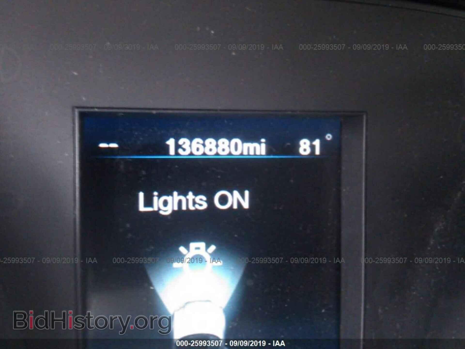 2012 CHRYSLER 300 - VIN: 2C3CCABG6CH263215 - Фото 7