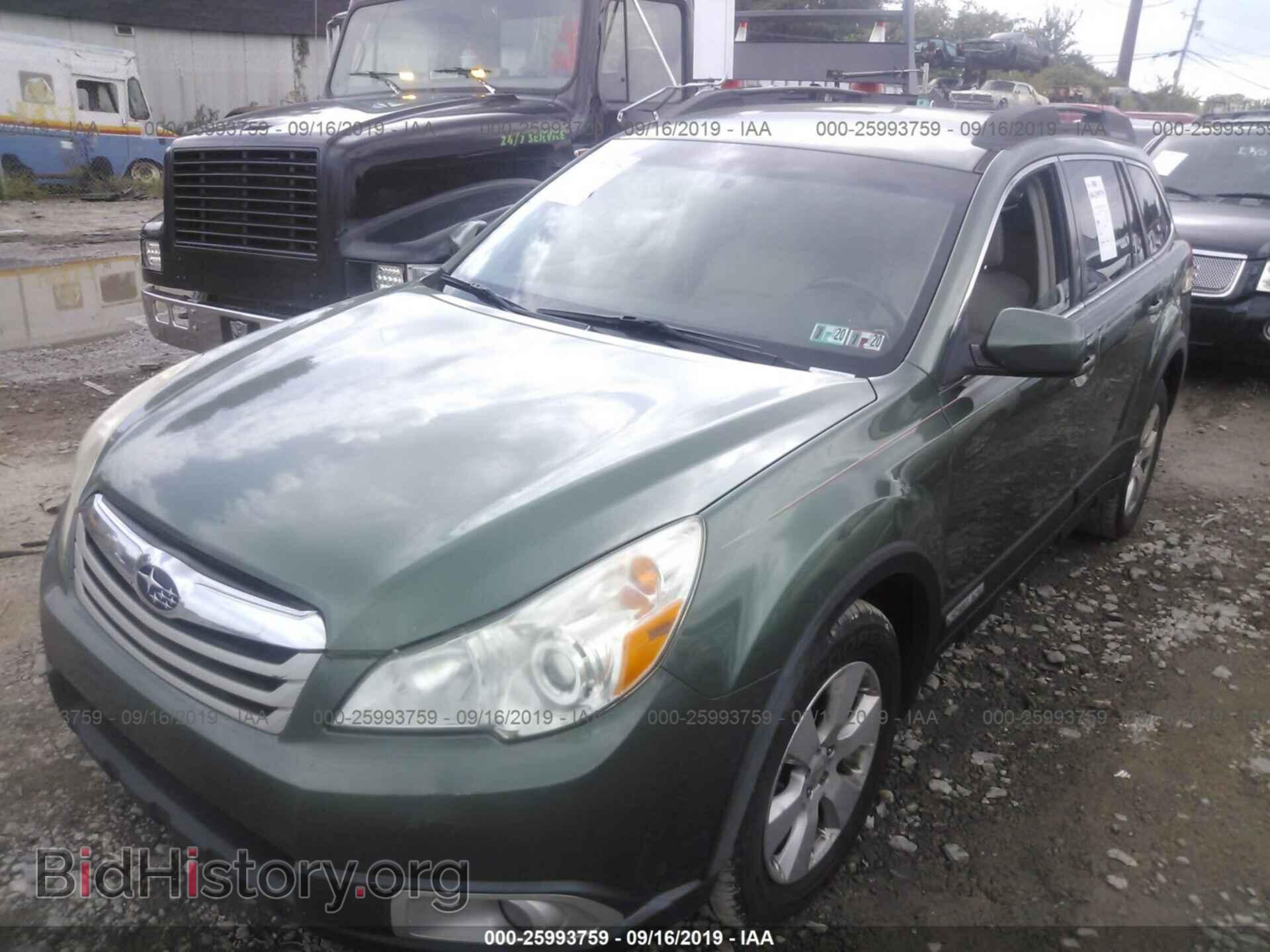 2011 SUBARU OUTBACK - VIN: 4S4BRBCC5B3421435 - Фото 2