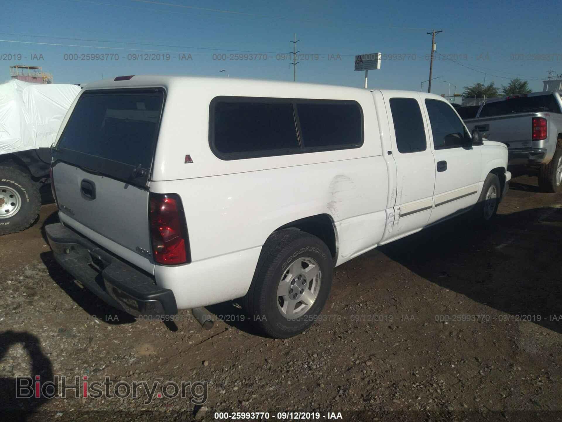 2006 CHEVROLET SILVERADO - VIN: 2GCEC19V061111212 - Фото 4