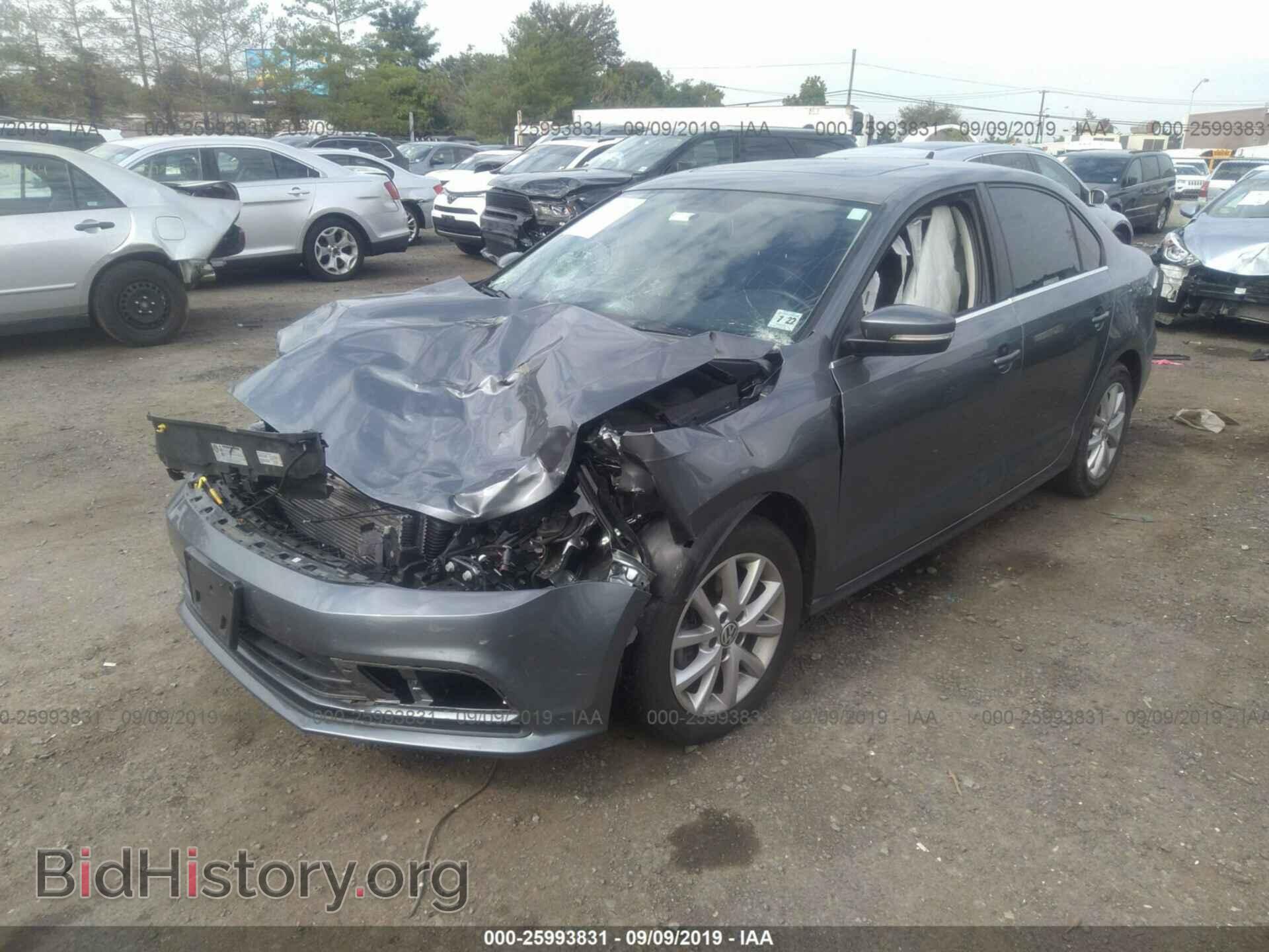 2017 VOLKSWAGEN JETTA - VIN: 3VWDB7AJ6HM310607 - Фото 2