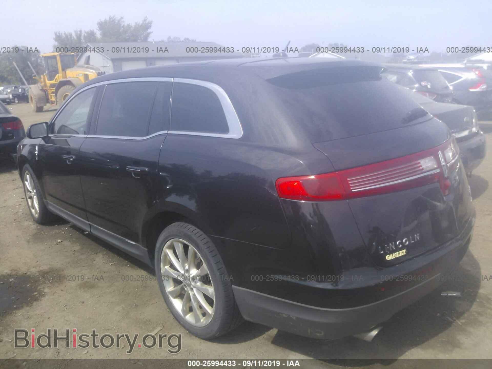 2011 LINCOLN MKT - VIN: 2LMHJ5AT3BBJ51132 - Photo 3