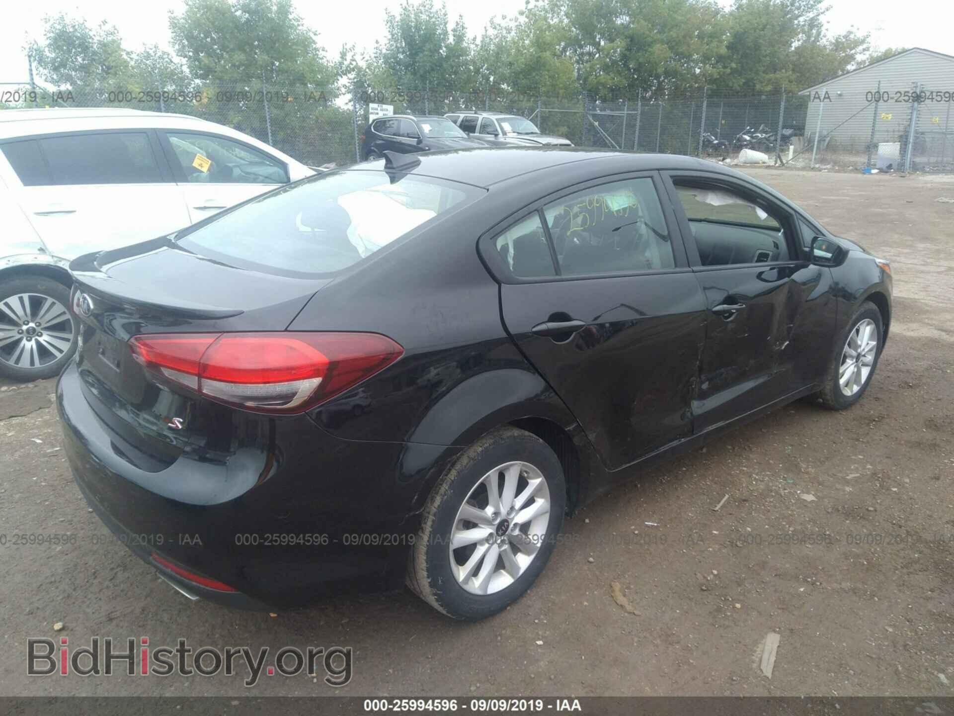 2017 KIA FORTE - VIN: 3KPFL4A79HE106972 - Photo 4