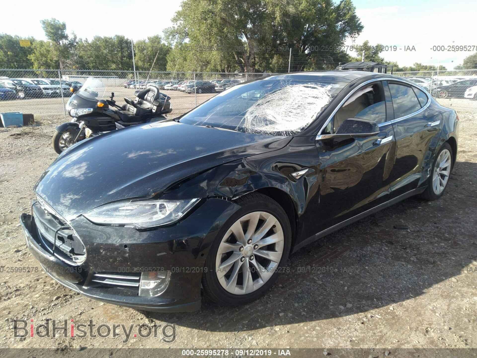 2015 TESLA MODEL S - VIN: 5YJSA1E15FF114521 - Фото 2