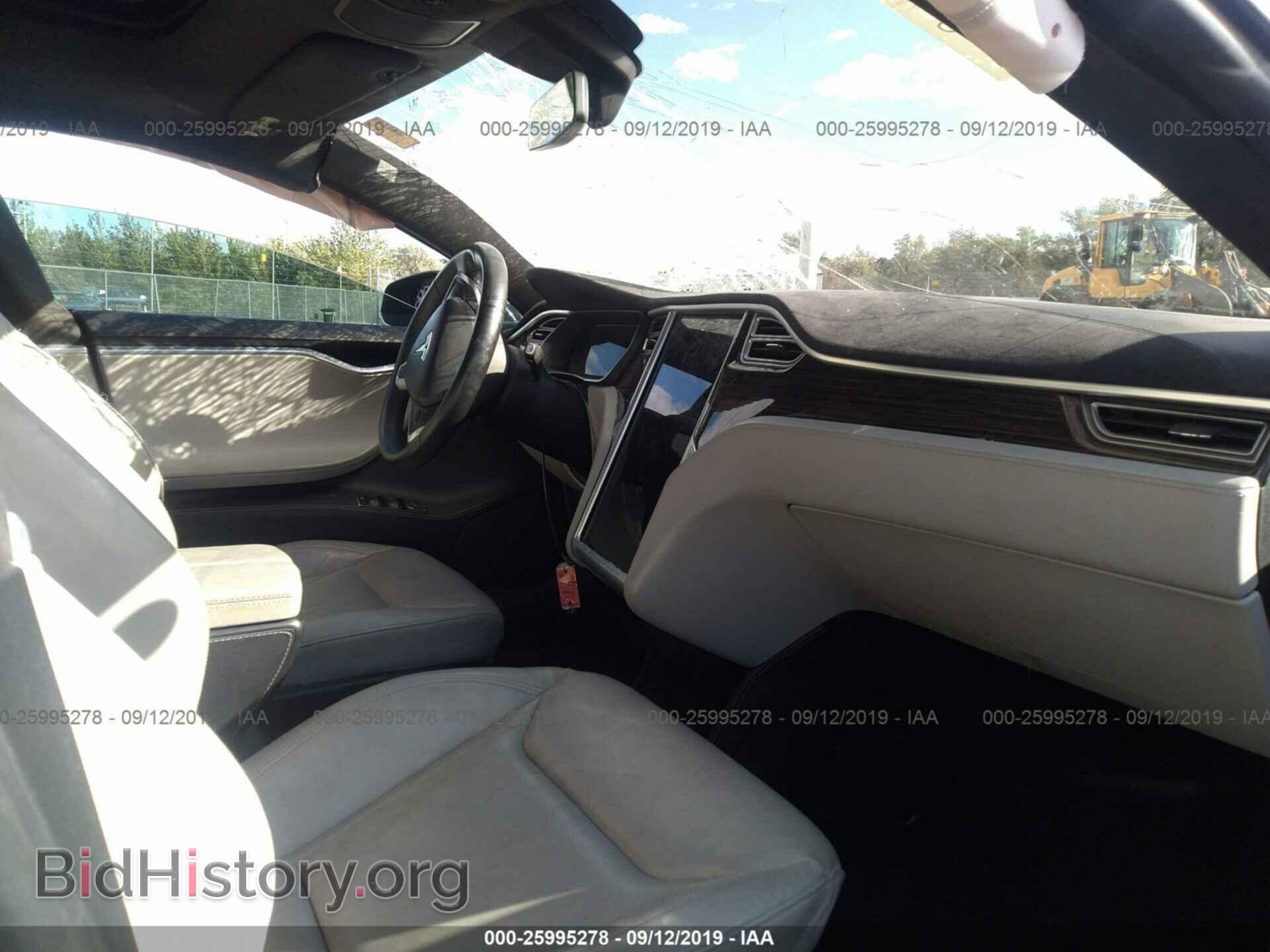 2015 TESLA MODEL S - VIN: 5YJSA1E15FF114521 - Фото 5