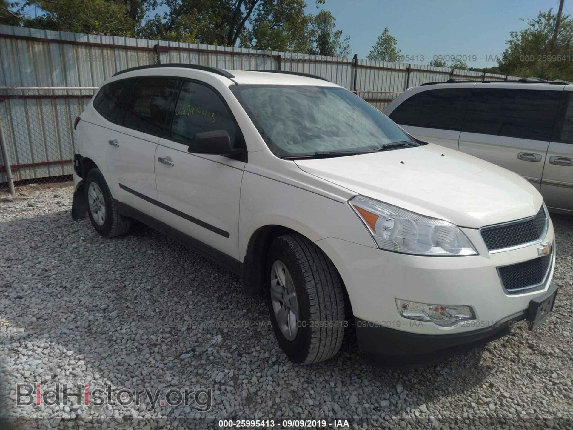 Фотография 1GNKREED5BJ199624 - CHEVROLET TRAVERSE 2011