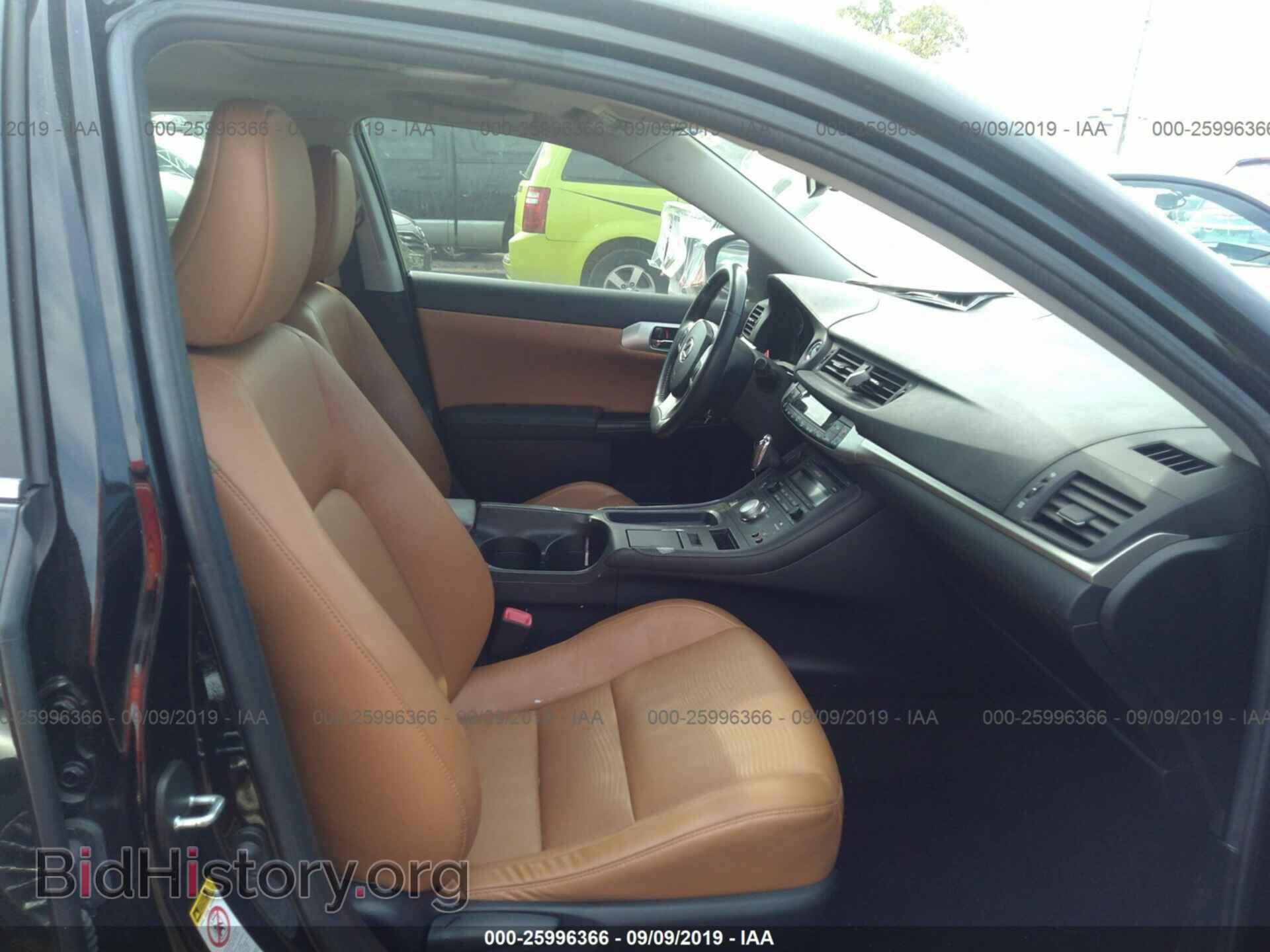 2011 LEXUS CT - VIN: JTHKD5BH2B2017188 - Фото 5