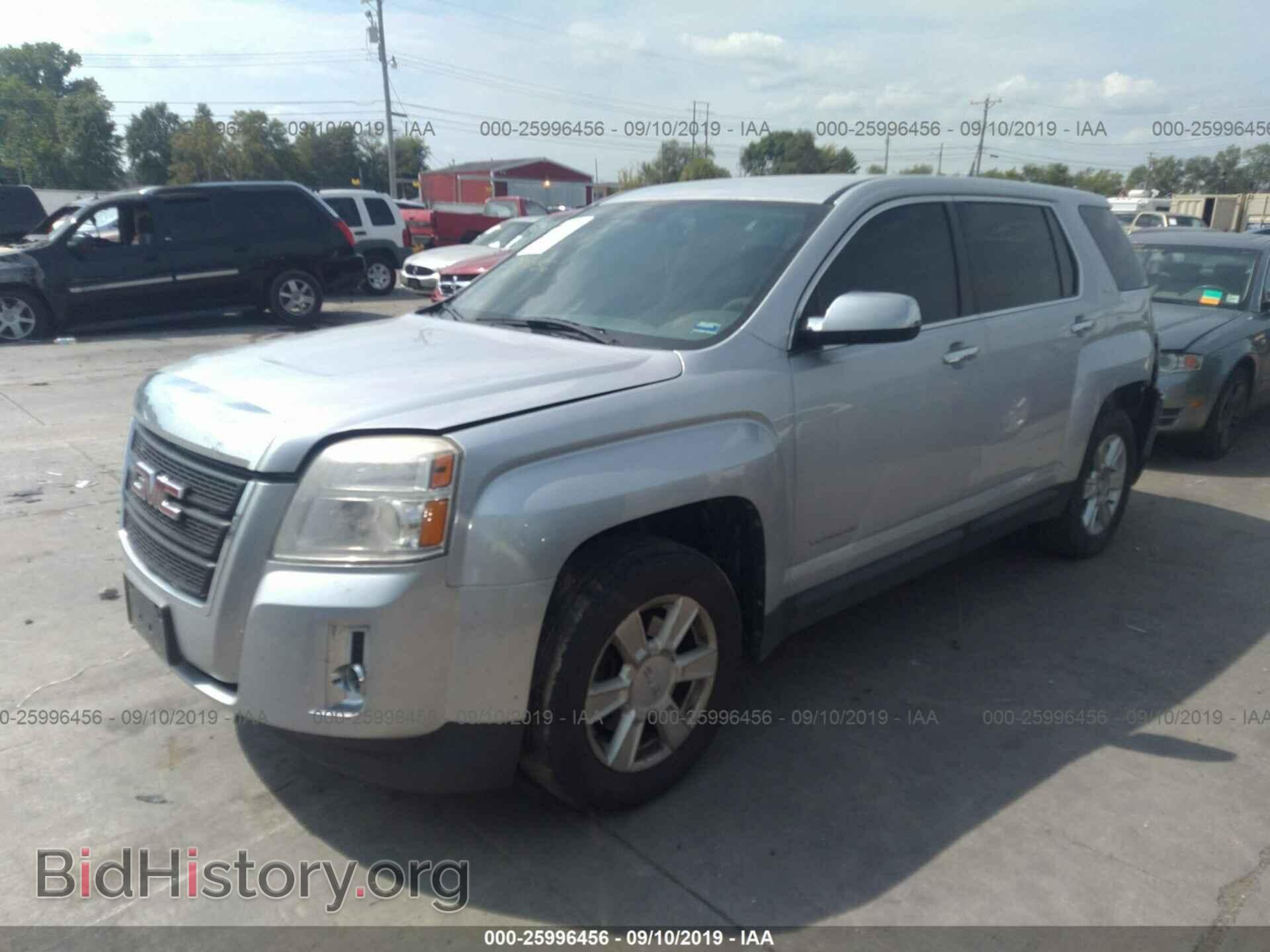 2011 GMC TERRAIN - VIN: 2CTALMEC2B6347589 - Photo 2
