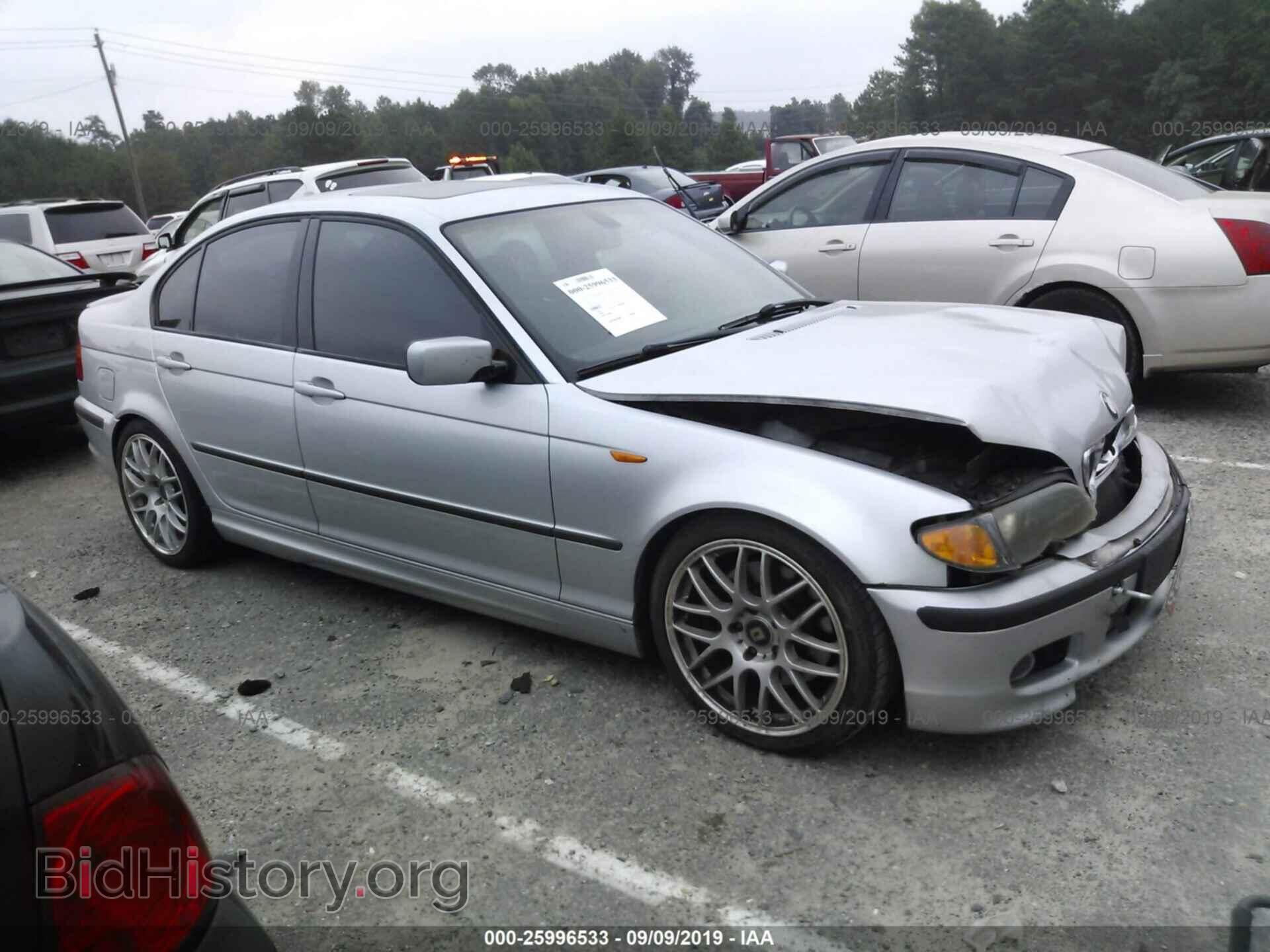 Photo WBAEV53404KM07875 - BMW 330 2004