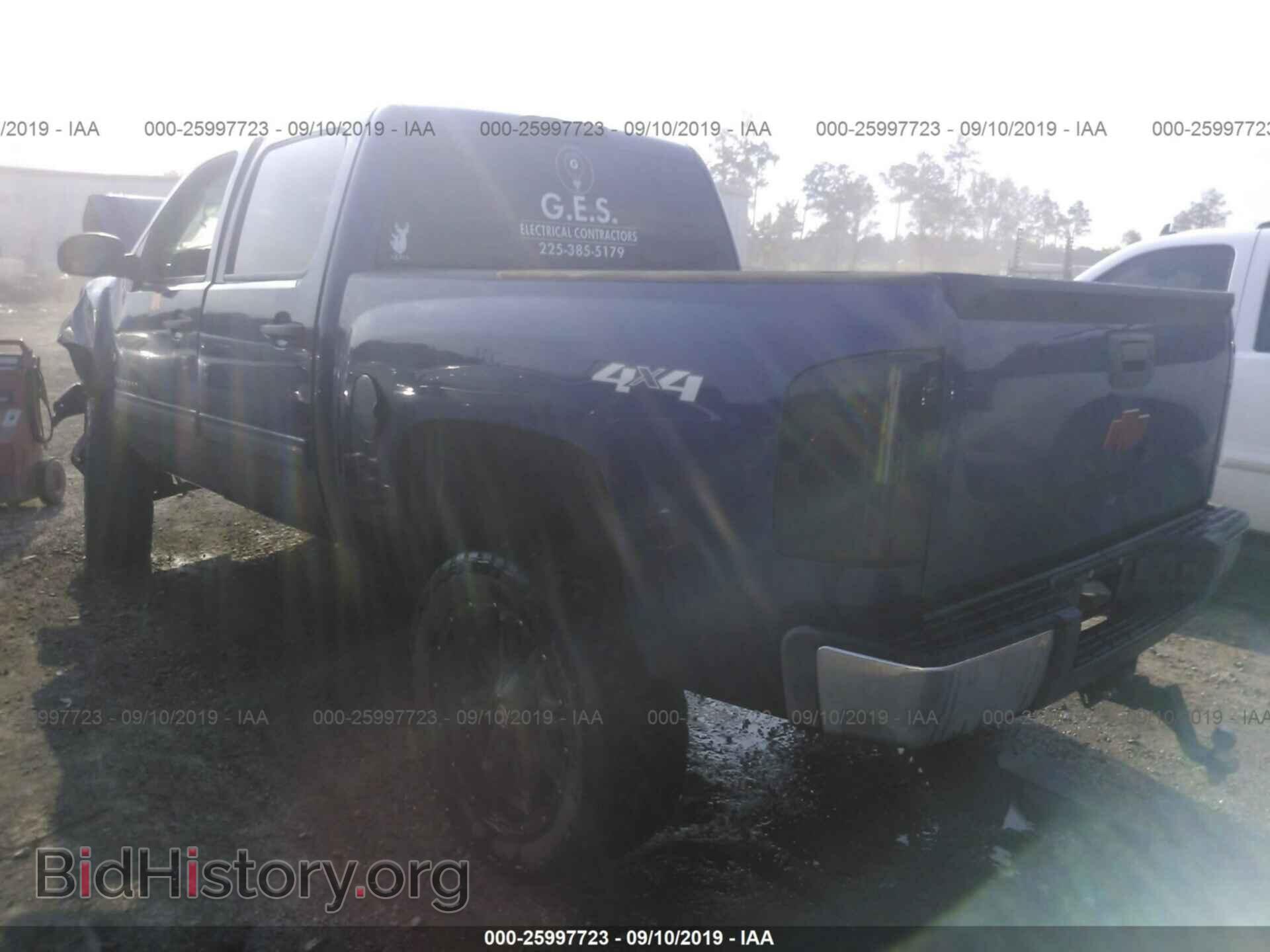 2013 CHEVROLET SILVERADO - VIN: 3GCPKSE71DG210375 - Фото 3