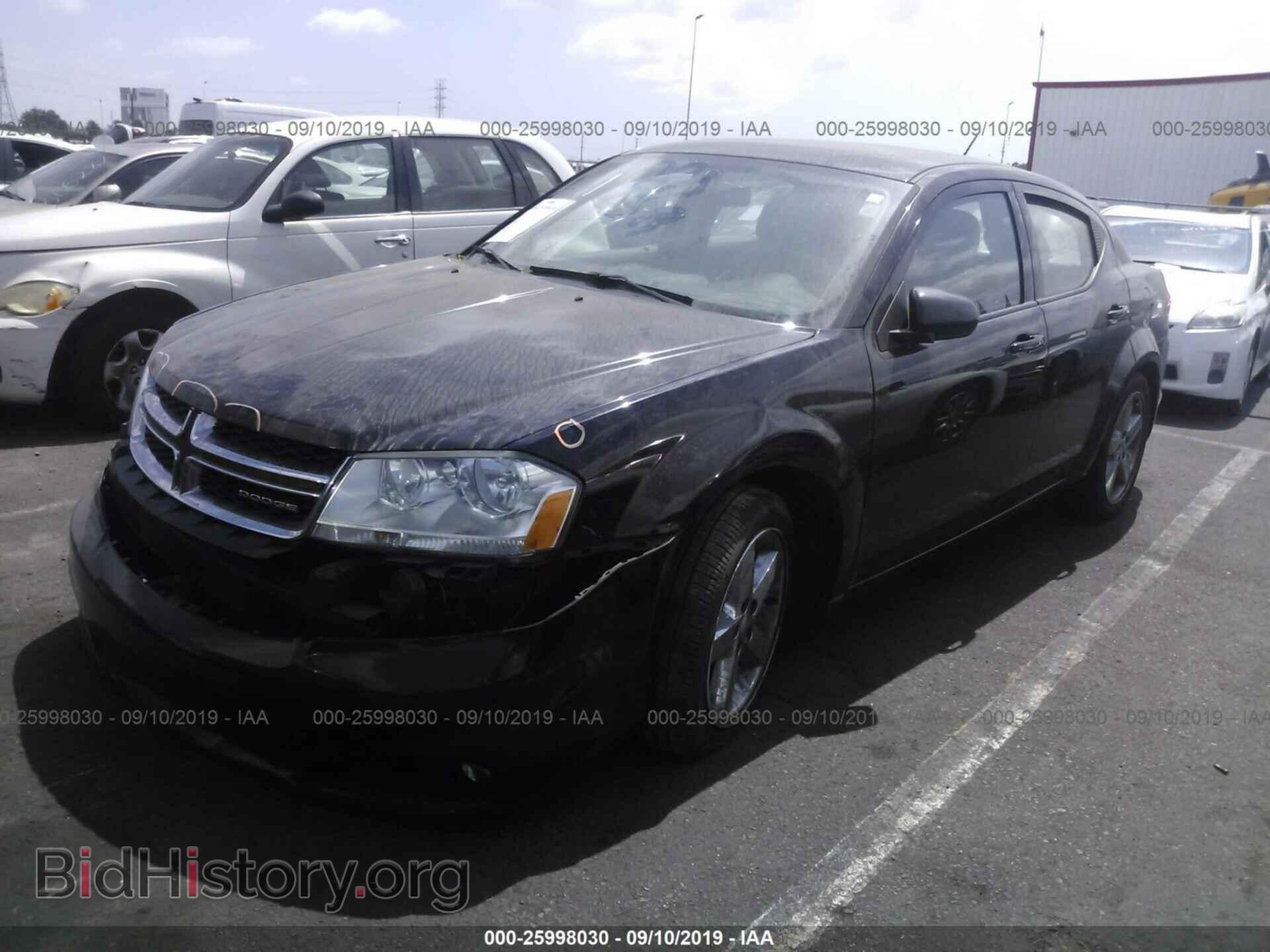 2011 DODGE AVENGER - VIN: 1B3BD2FG9BN620656 - Фото 2