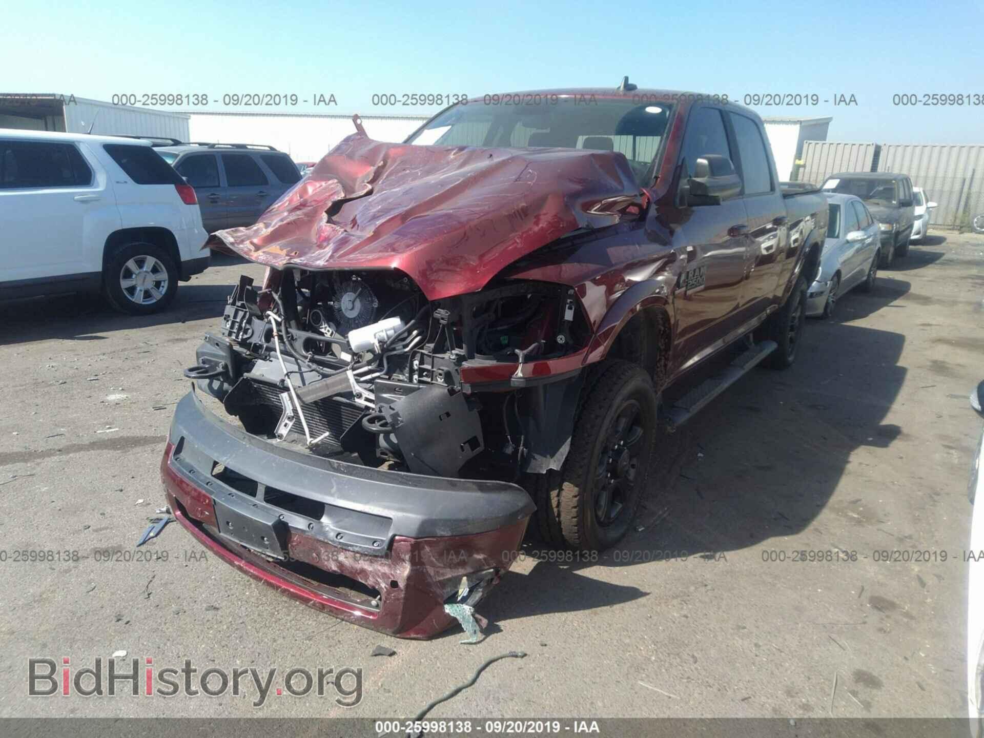 2018 RAM 2500 - VIN: 3C6UR5FL6JG307442 - Фото 2