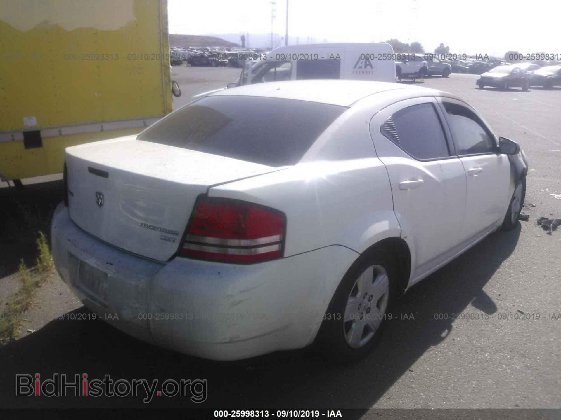 2010 DODGE AVENGER - VIN: 1B3CC4FBXAN125050 - Photo 4