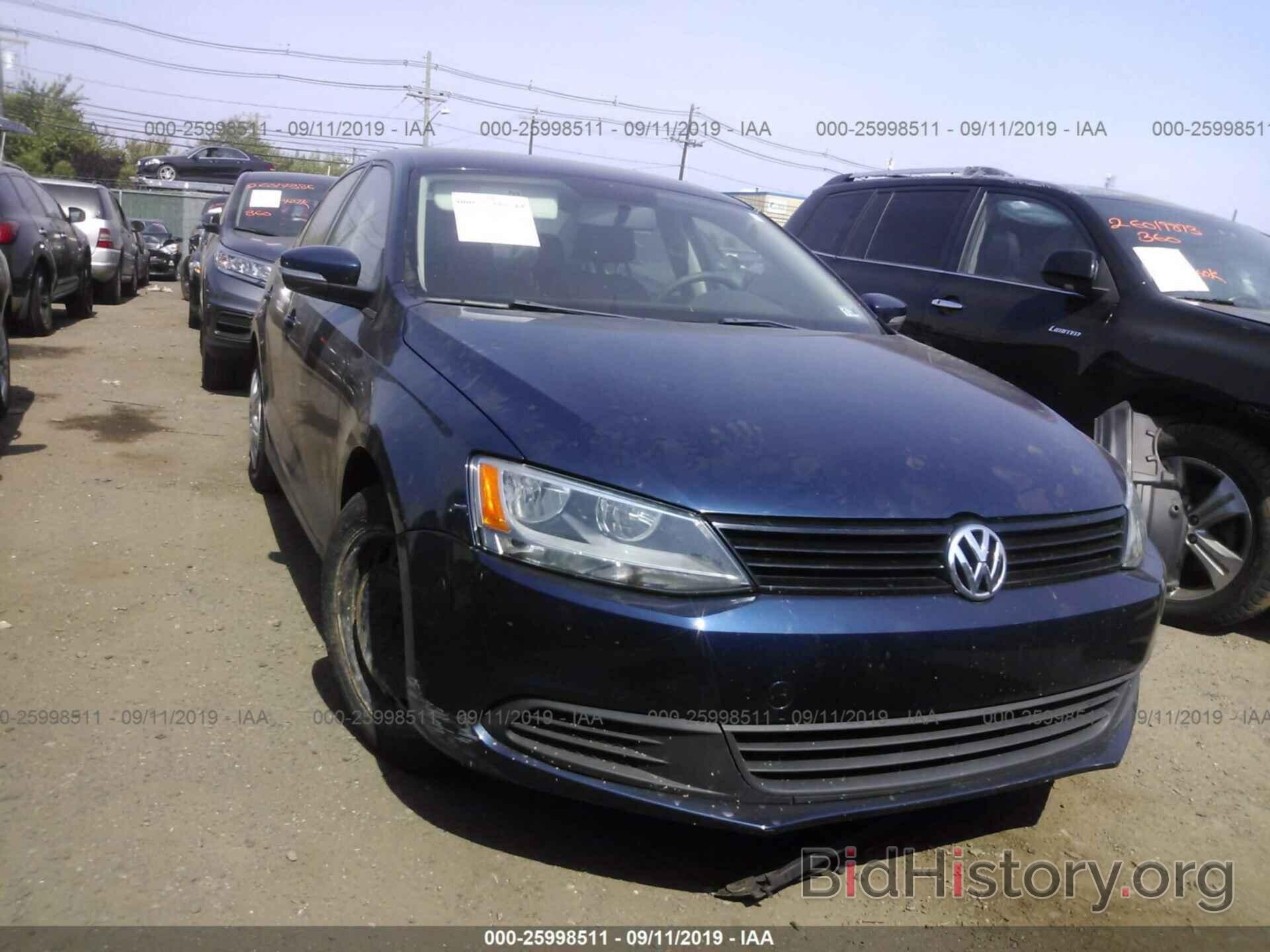 Photo 3VWDZ7AJ4BM046371 - VOLKSWAGEN JETTA 2011