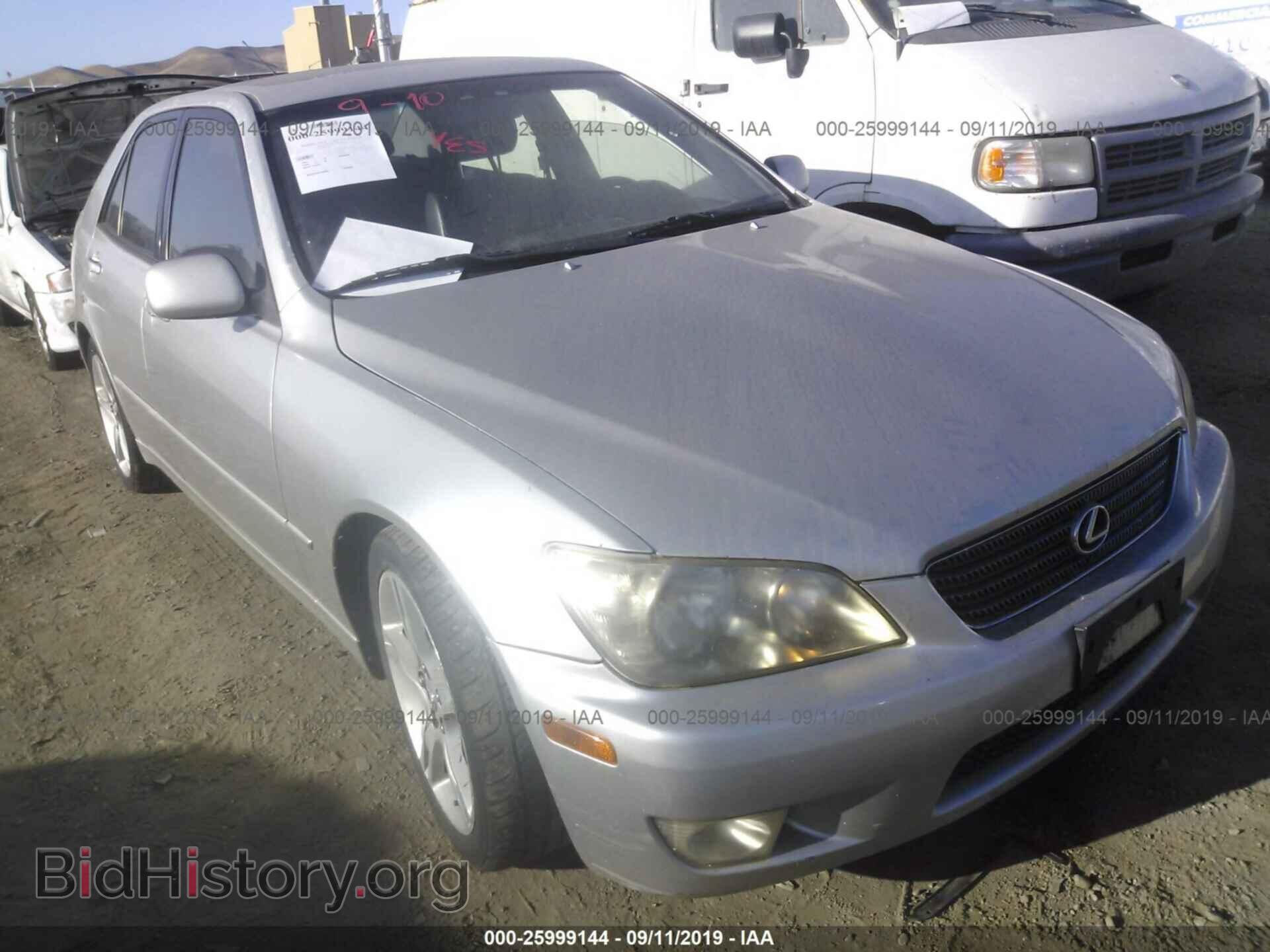 Photo JTHBD182610012808 - LEXUS IS 2001