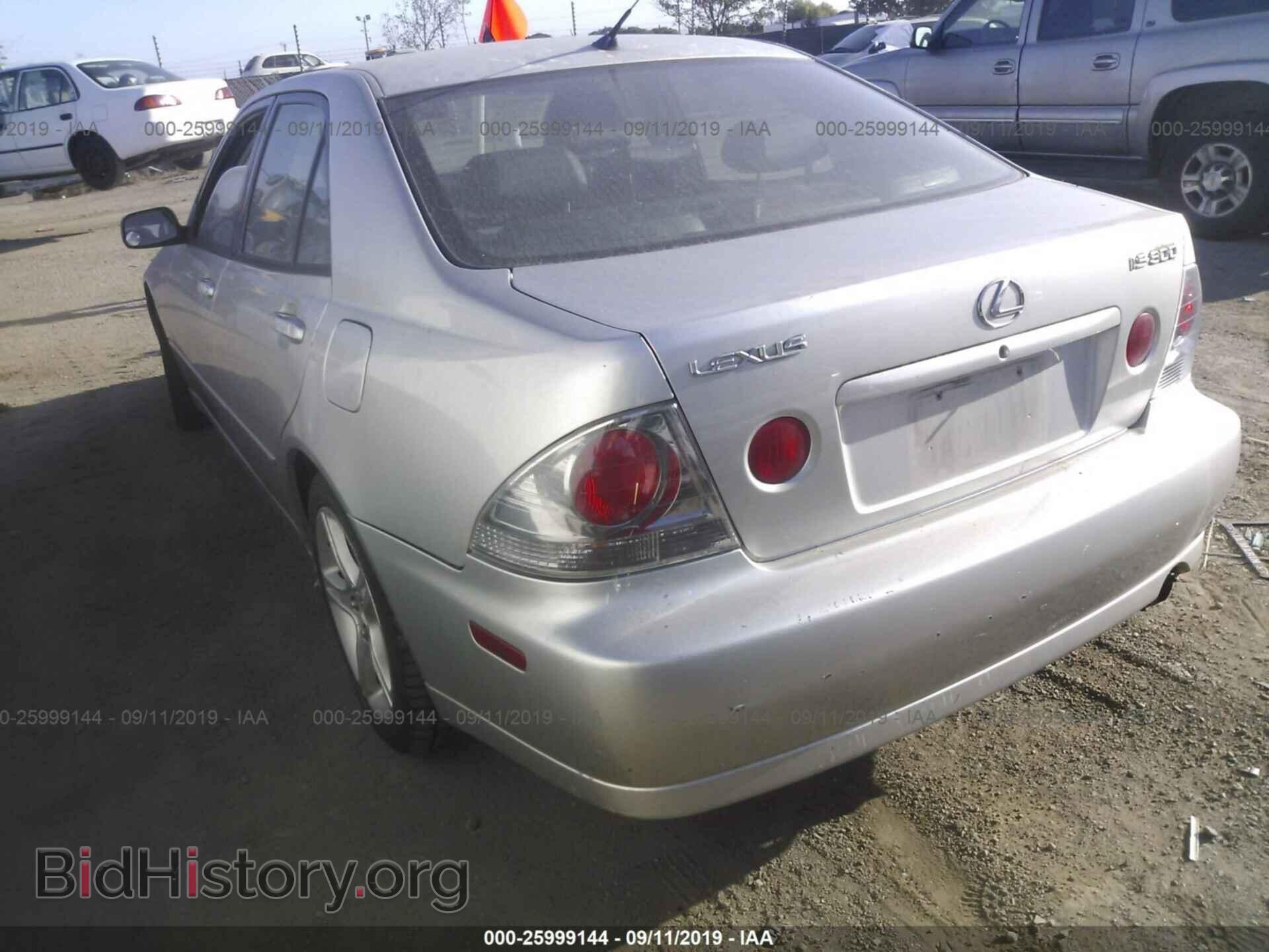 2001 LEXUS IS - VIN: JTHBD182610012808 - Photo 3