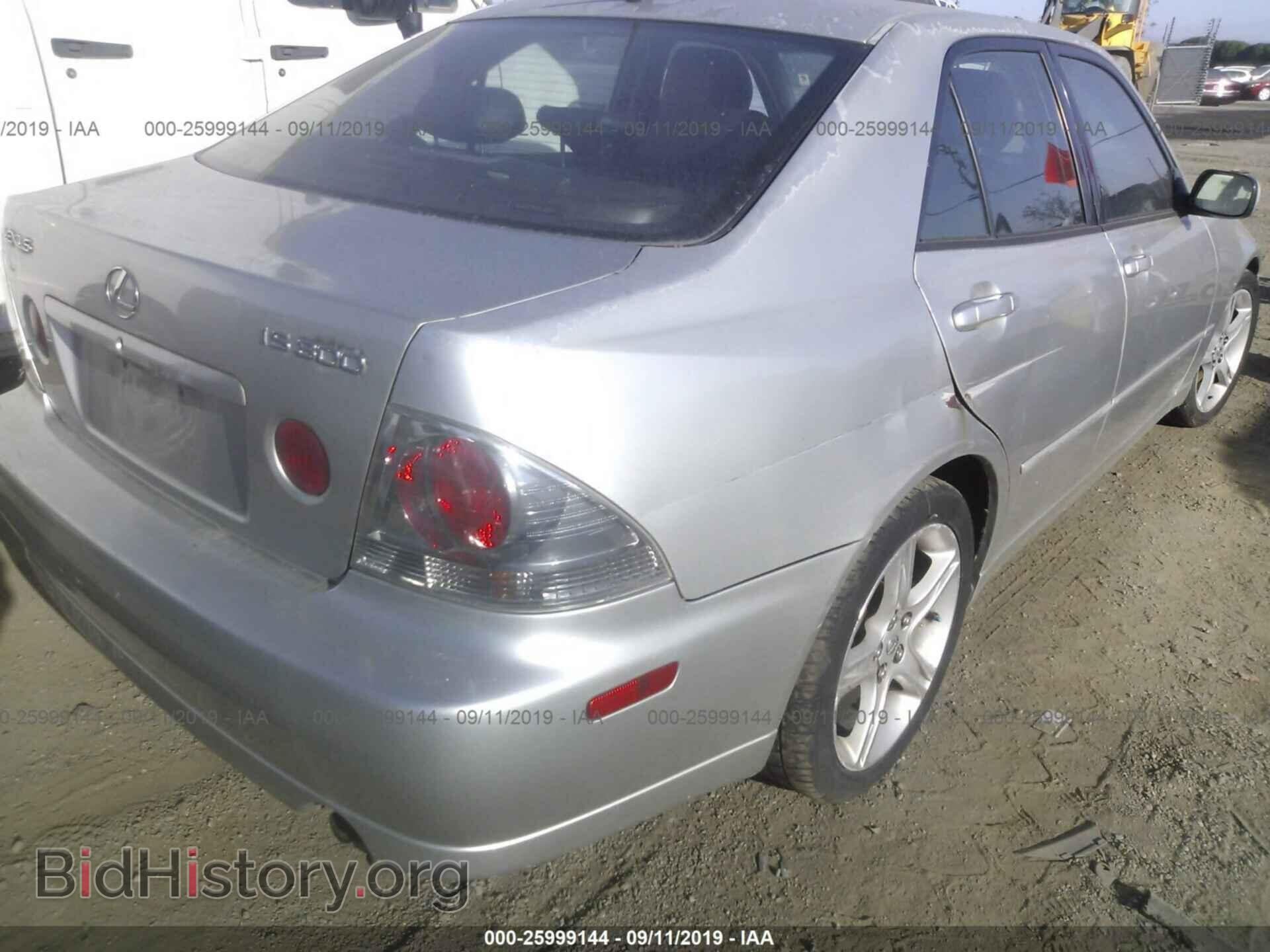 2001 LEXUS IS - VIN: JTHBD182610012808 - Photo 4