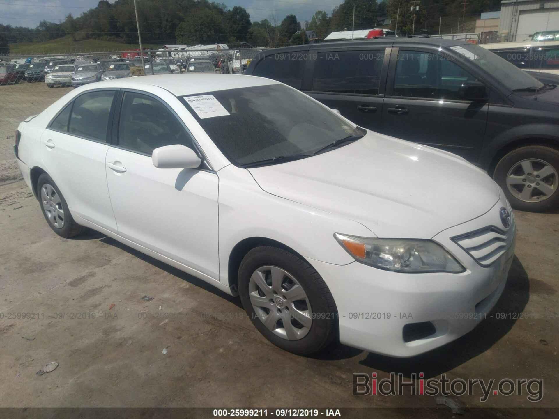 Photo 4T4BF3EKXBR107914 - TOYOTA CAMRY 2011