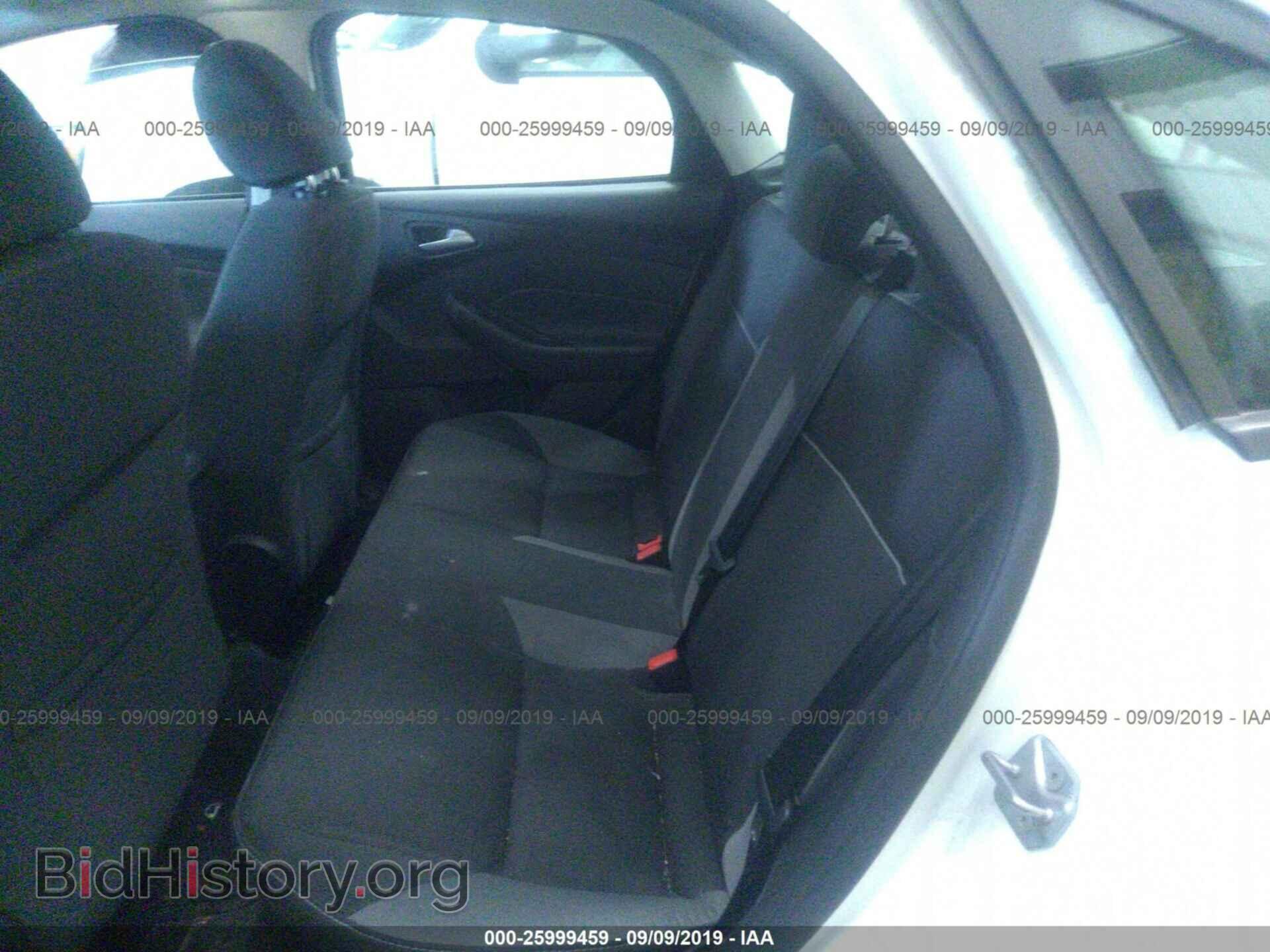 2014 FORD FOCUS - VIN: 1FADP3F28EL132992 - Photo 8