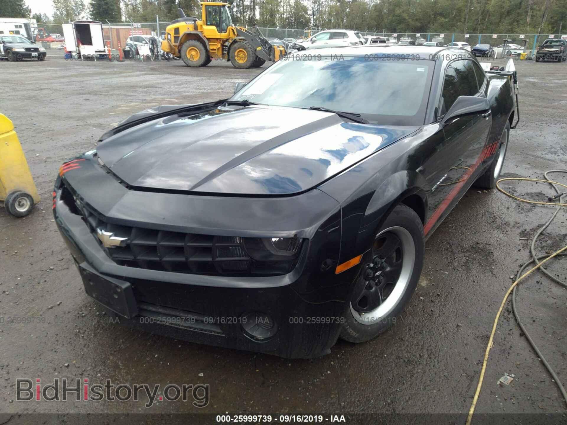 2011 CHEVROLET CAMARO - VIN: 2G1FA1ED1B9205207 - Фото 2
