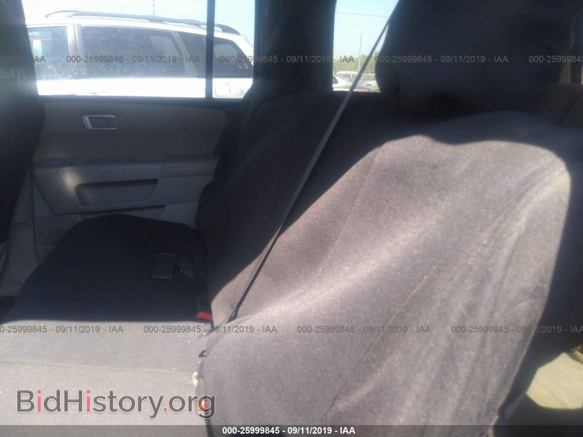 2011 HONDA PILOT - VIN: 5FNYF4H22BB046058 - Фото 8