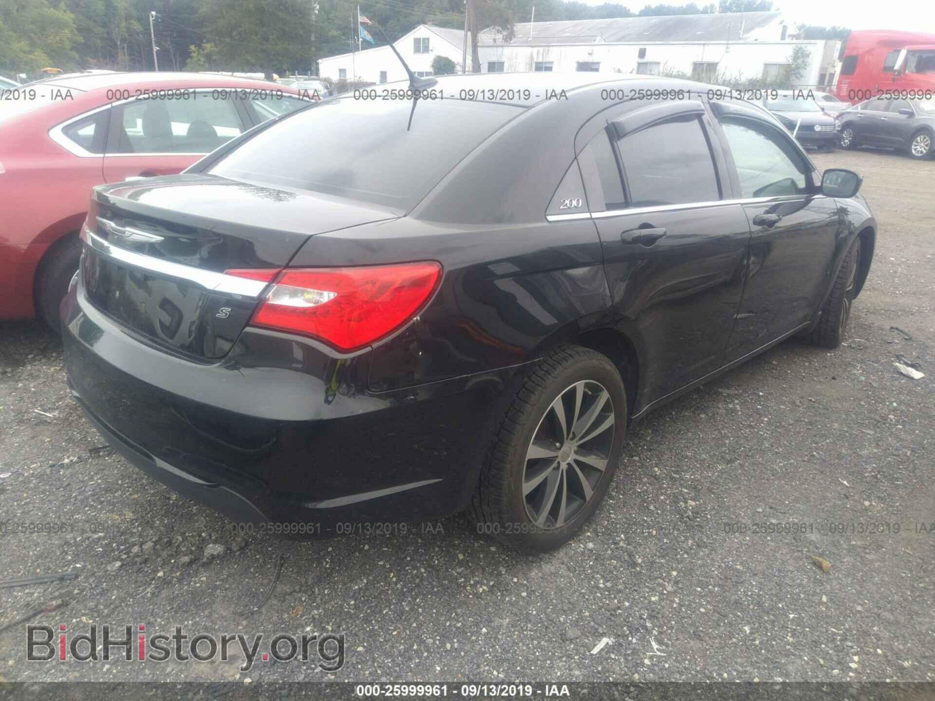 2013 CHRYSLER 200 - VIN: 1C3CCBBB5DN583919 - Фото 4