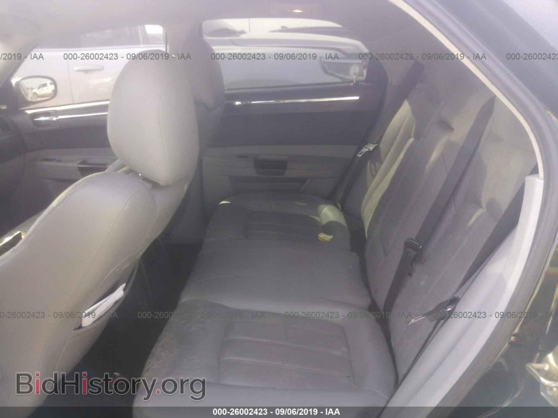 2006 CHRYSLER 300C - VIN: 2C3LA63HX6H273597 - Фото 8