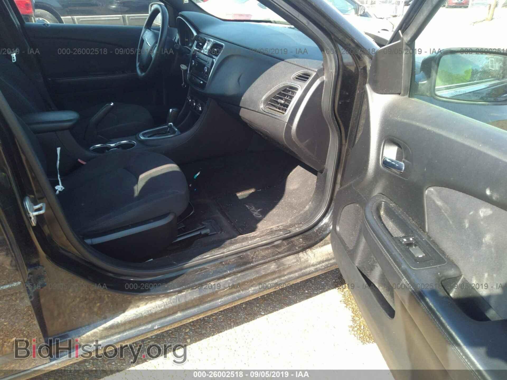 2012 CHRYSLER 200 - VIN: 1C3CCBAB8CN271979 - Фото 5