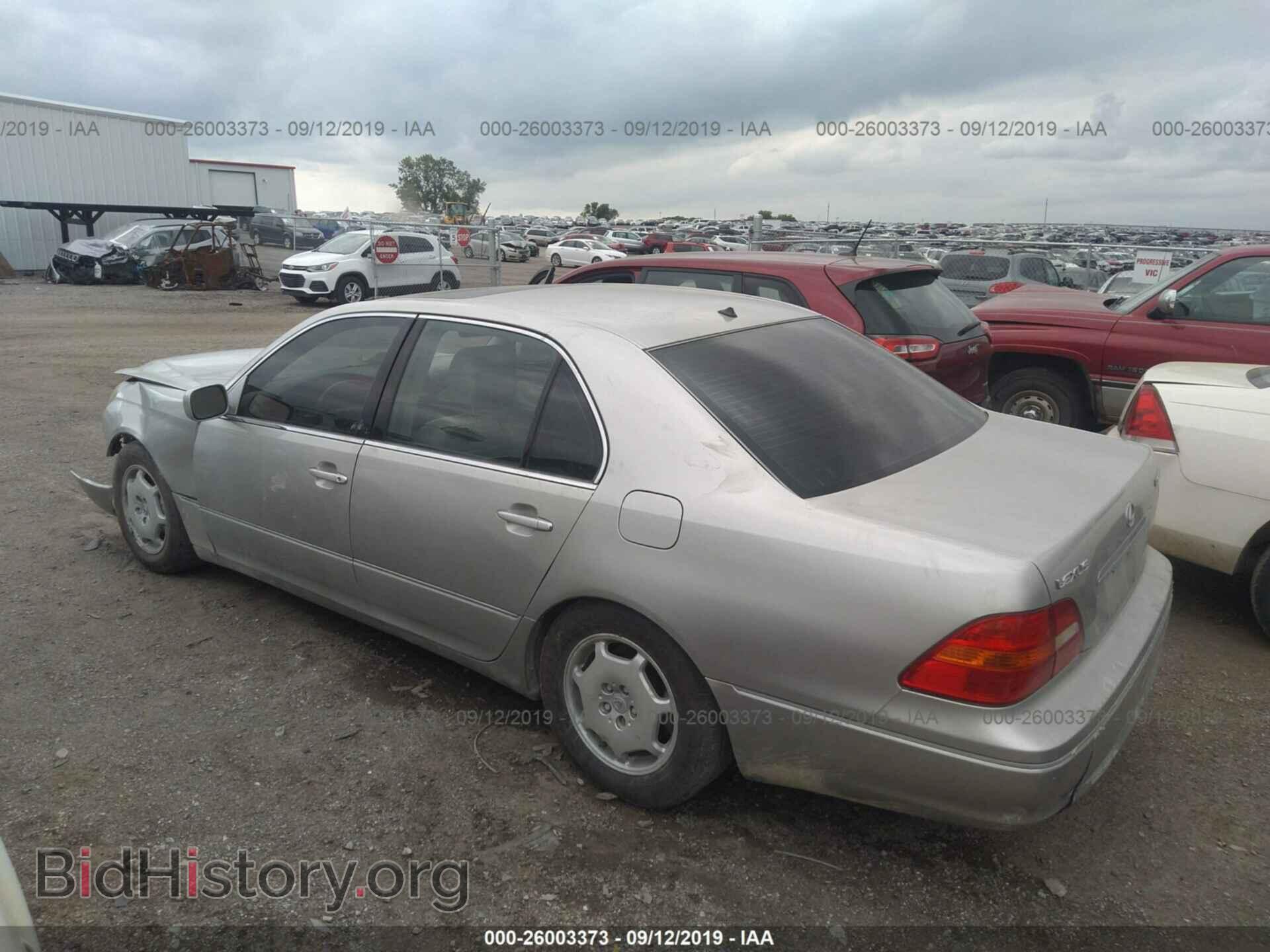 2002 LEXUS LS - VIN: JTHBN30F620085279 - Photo 3