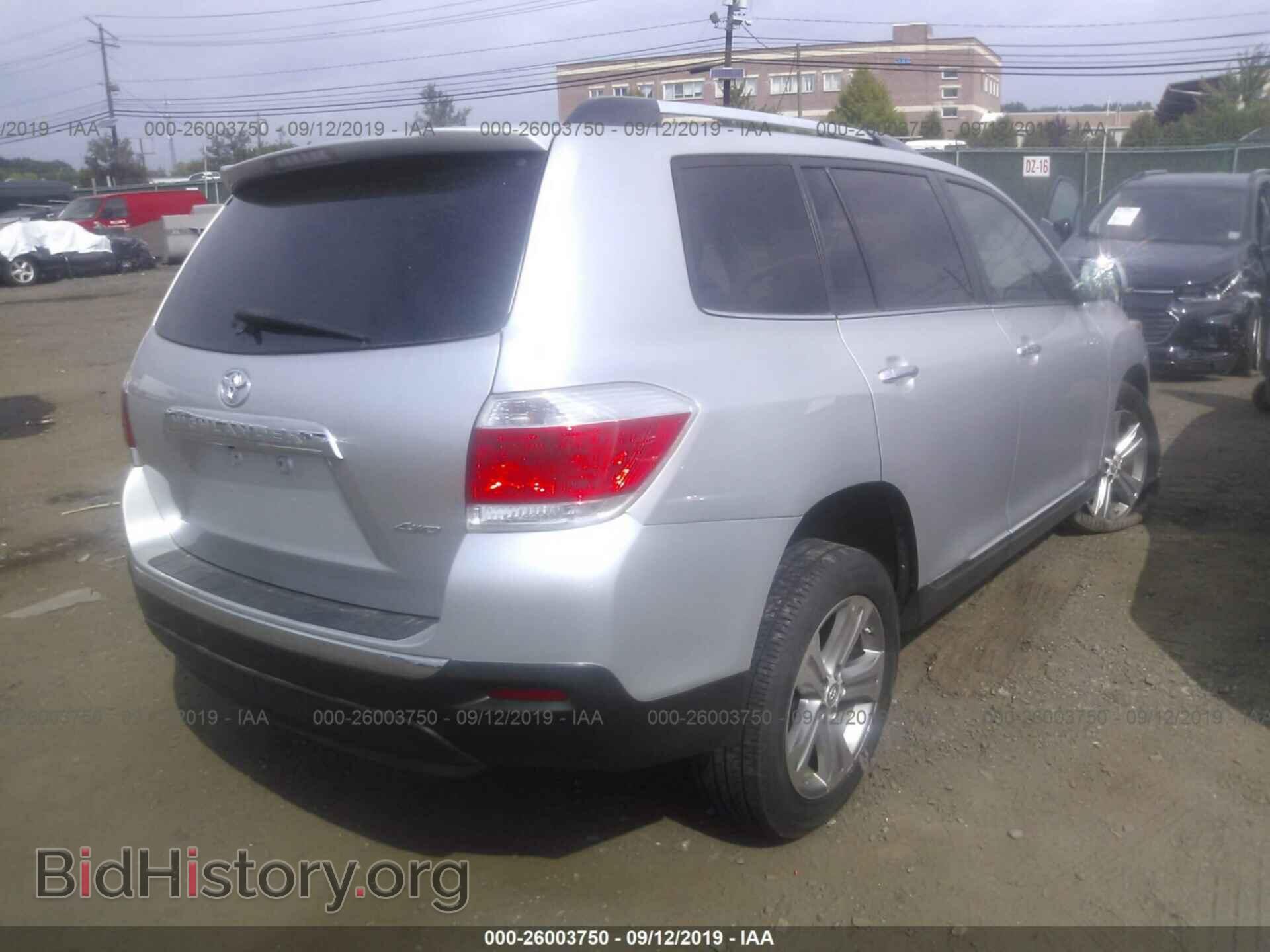 2011 TOYOTA HIGHLANDER - VIN: 5TDDK3EH4BS069060 - Фото 4