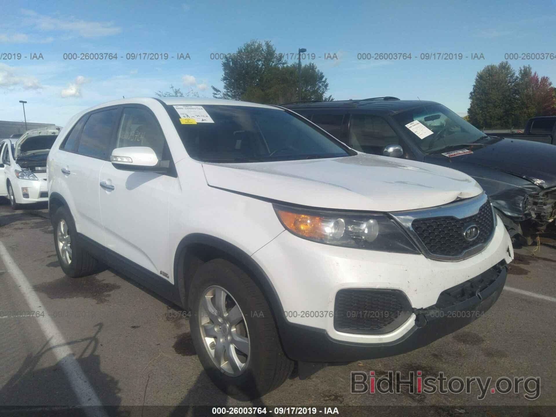 Фотография 5XYKTCA17BG006142 - KIA SORENTO 2011