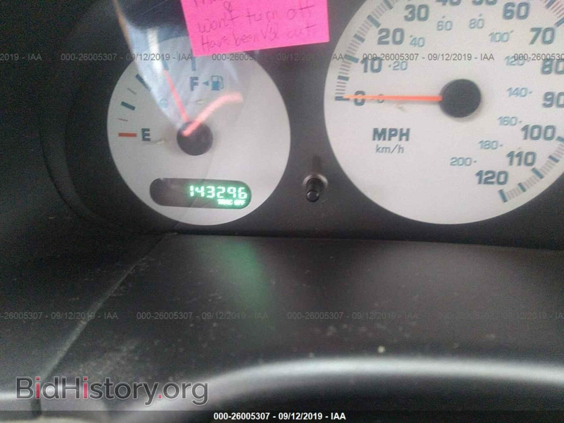 2002 CHRYSLER VOYAGER - VIN: 1C4GJ25372B593471 - Фото 7