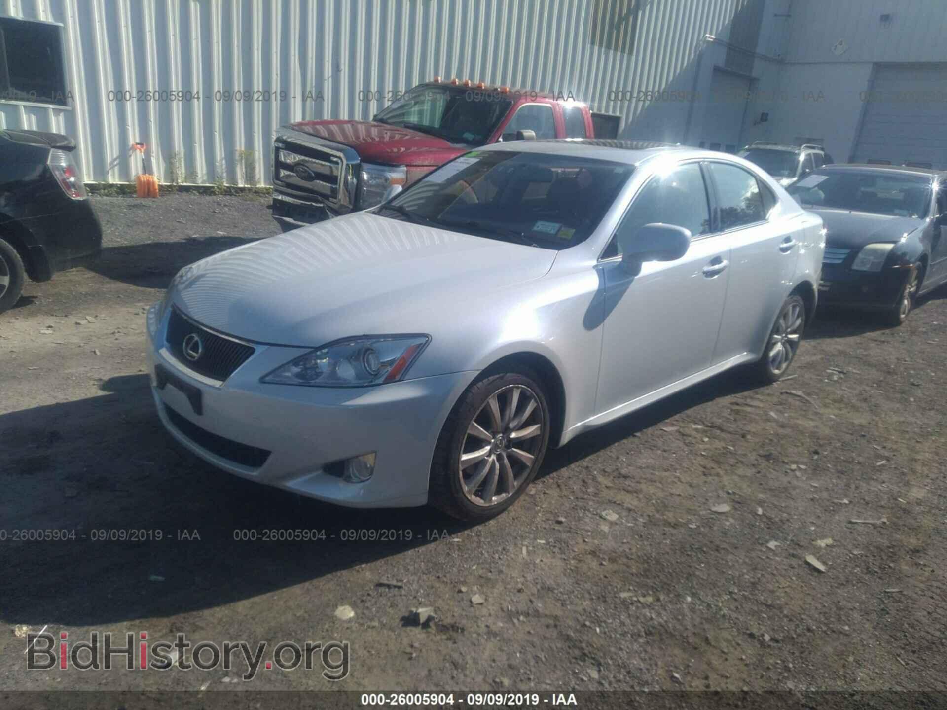 2007 LEXUS IS - VIN: JTHCK262272010019 - Photo 2
