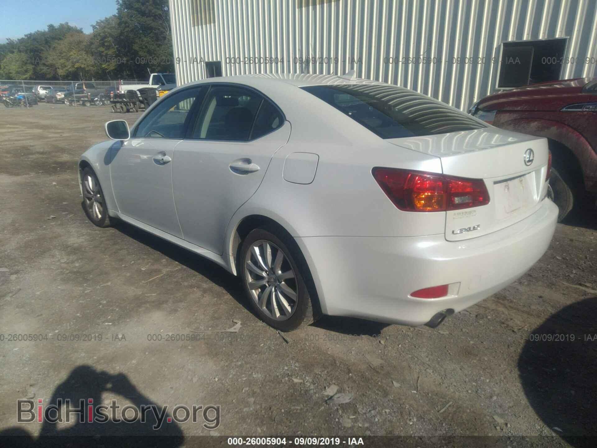 2007 LEXUS IS - VIN: JTHCK262272010019 - Photo 3