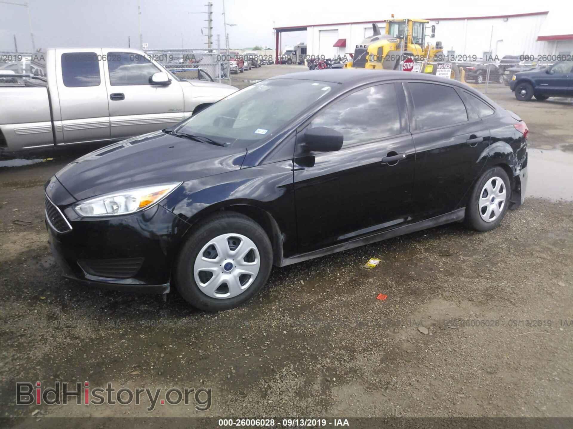 2018 FORD FOCUS - VIN: 1FADP3E28JL330922 - Photo 2