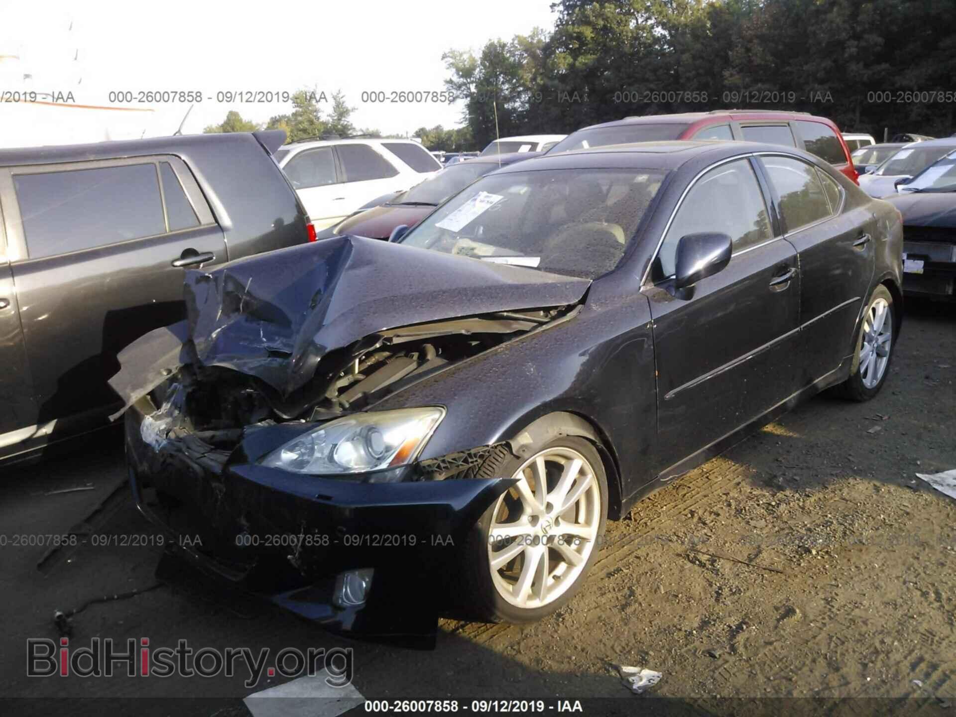 2006 LEXUS IS - VIN: JTHBE262062001028 - Фото 2