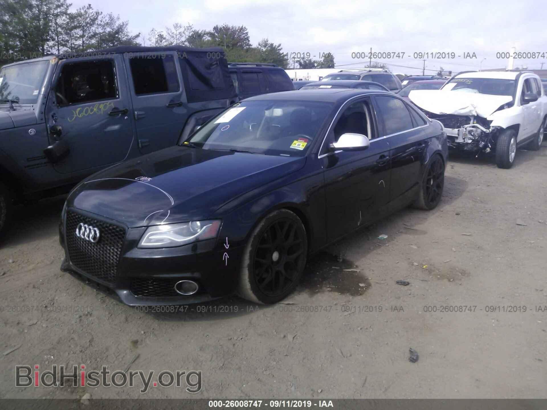 2011 AUDI A4 - VIN: WAUFFAFL0BN047404 - Photo 2