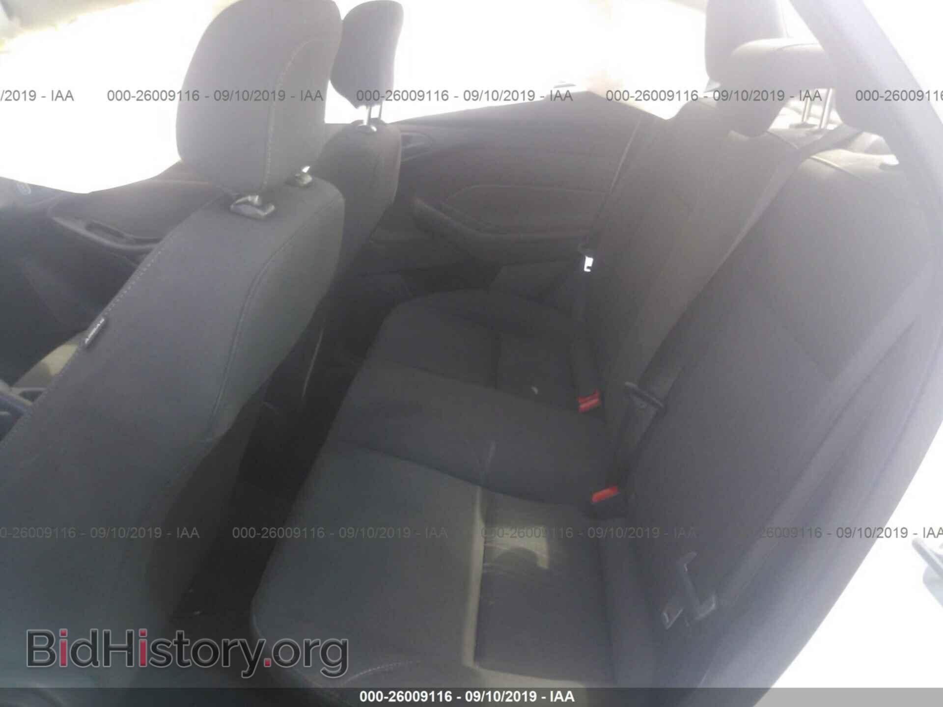 2016 FORD FOCUS - VIN: 1FADP3E2XGL221872 - Фото 8