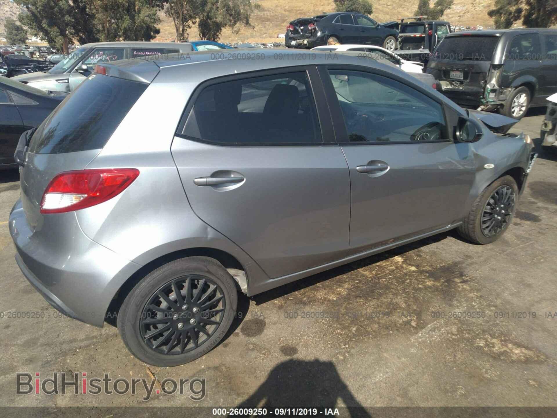 2012 Mazda Mazda2 - VIN: JM1DE1KZ1C0144813 - Photo 4