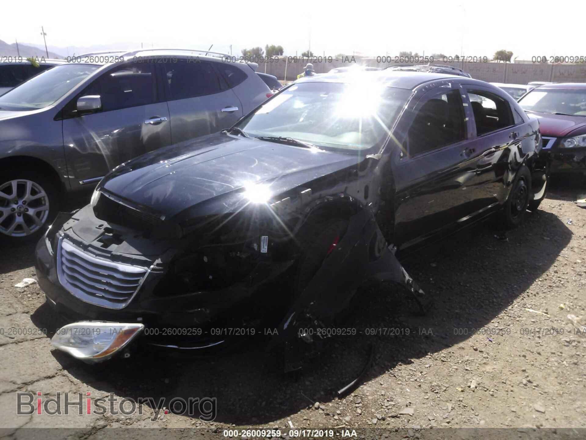 2013 CHRYSLER 200 - VIN: 1C3CCBBB2DN714756 - Фото 2