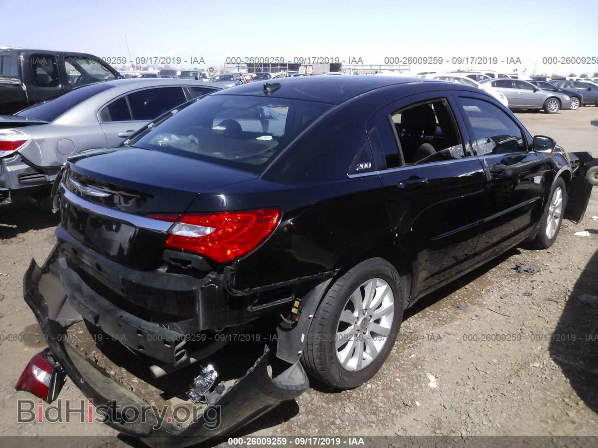 2013 CHRYSLER 200 - VIN: 1C3CCBBB2DN714756 - Фото 4