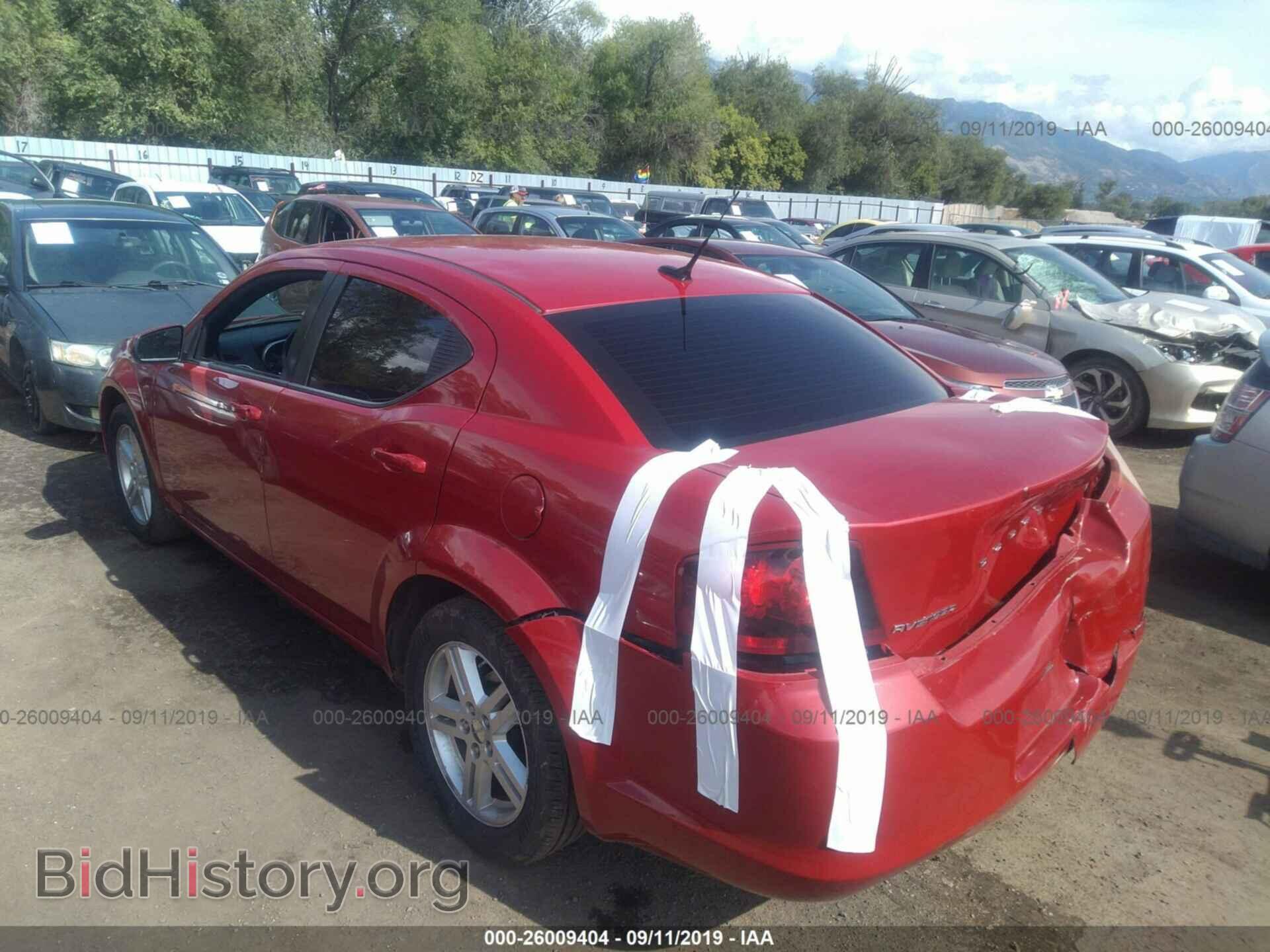 2011 DODGE AVENGER - VIN: 1B3BD1FB0BN526468 - Фото 3