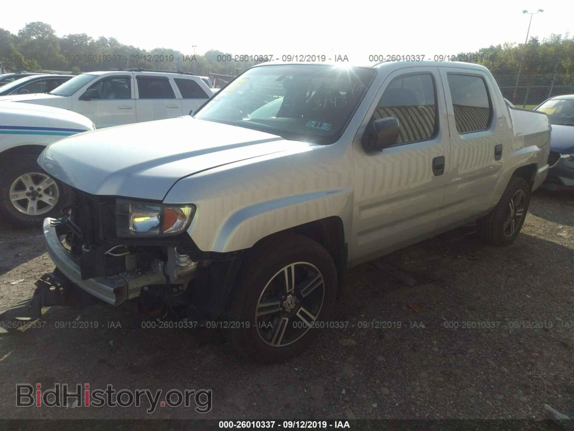2013 HONDA RIDGELINE - VIN: 5FPYK1F75DB003143 - Фото 2