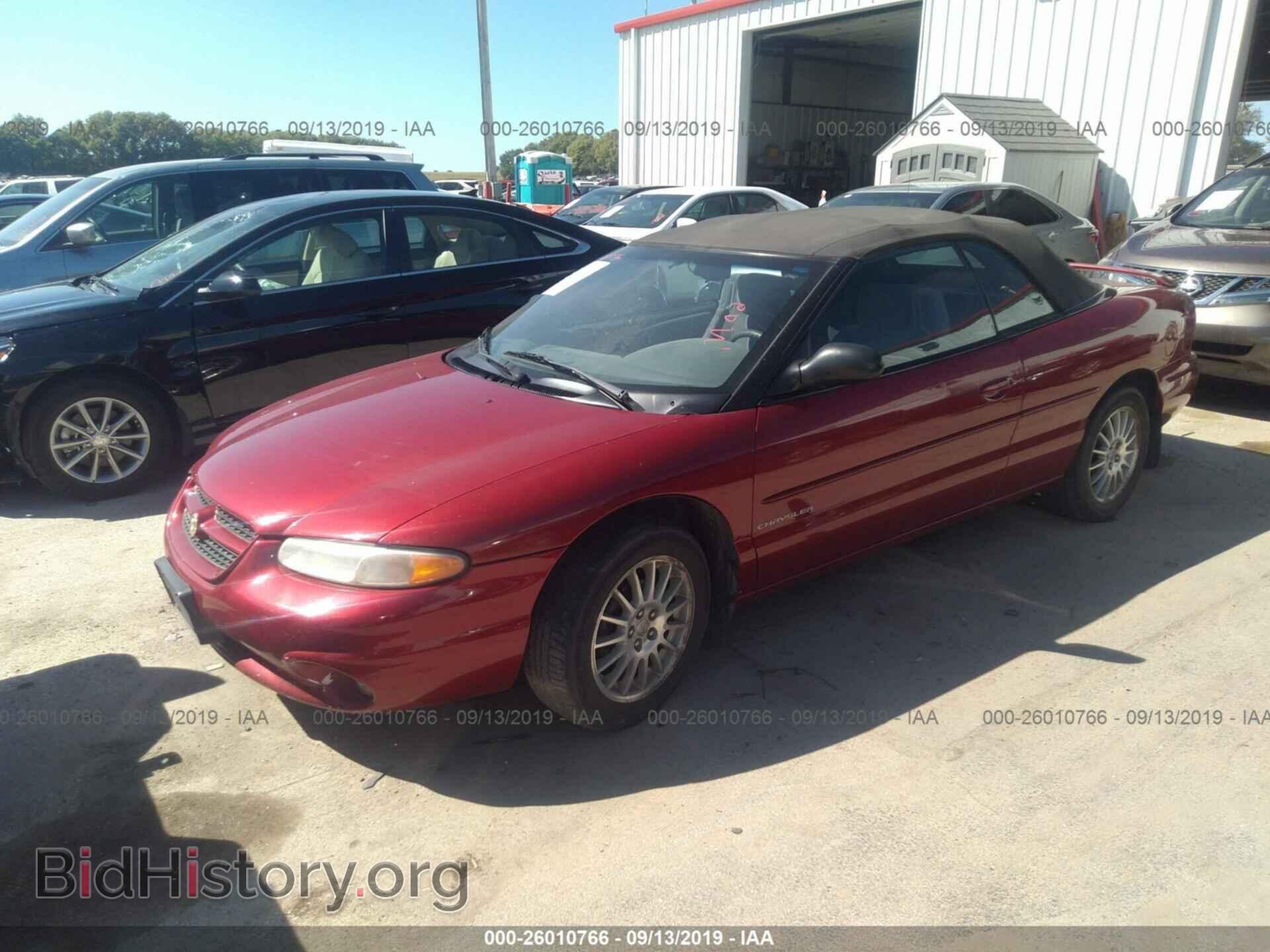 1996 CHRYSLER SEBRING - VIN: 3C3EL45H2TT259636 - Фото 2