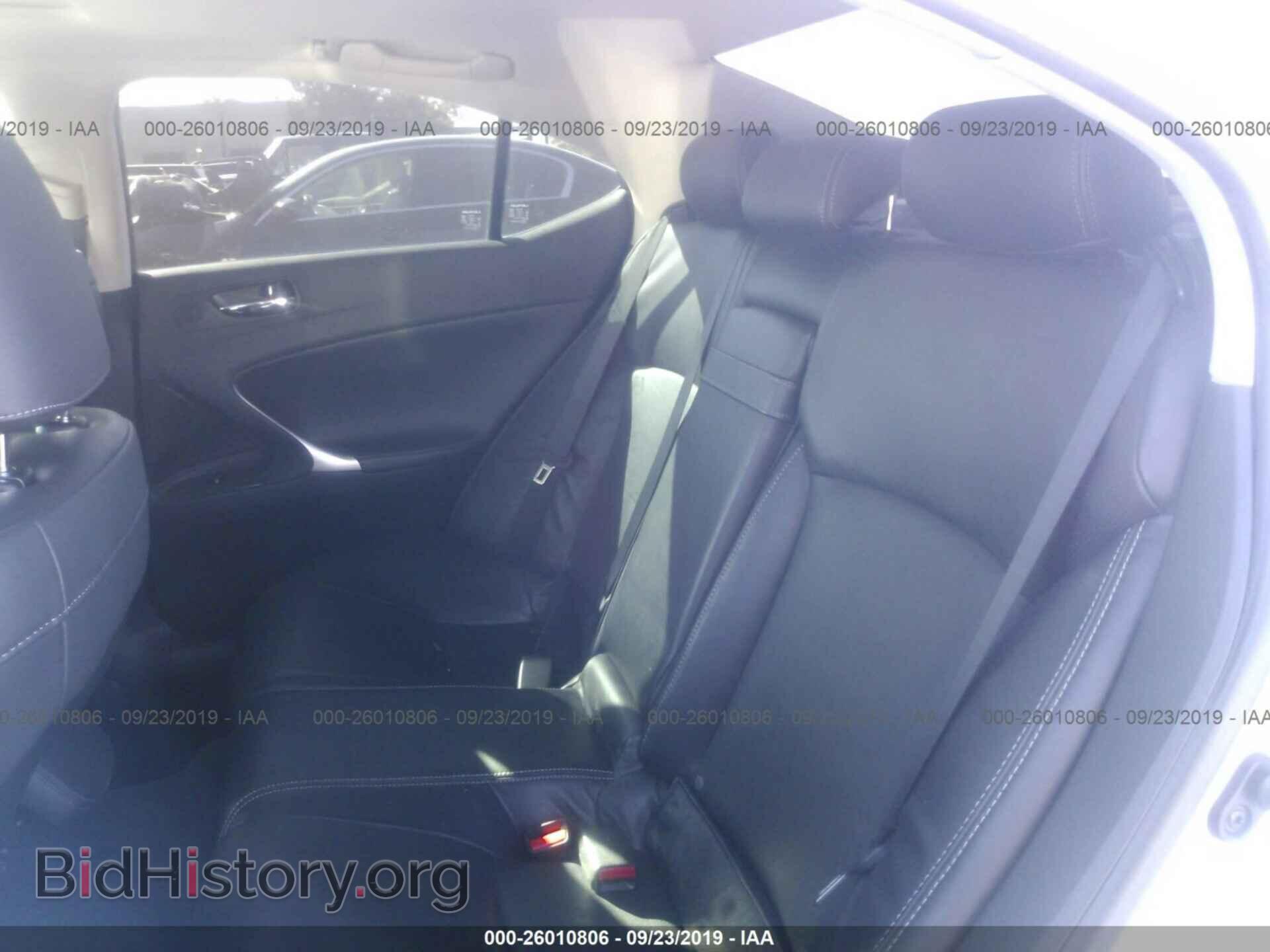 2011 LEXUS IS - VIN: JTHBF5C24B5153020 - Photo 8